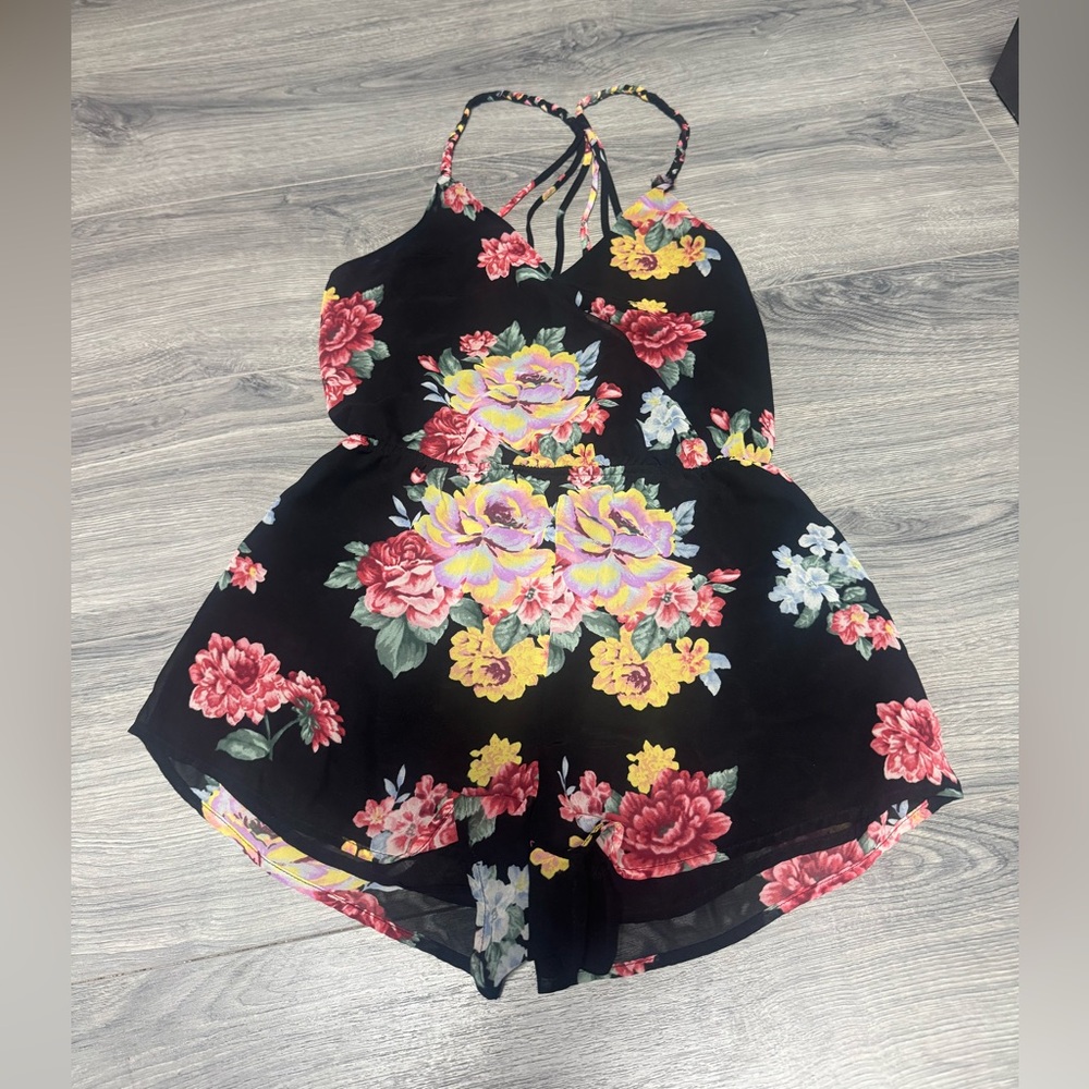 Forever 21 Floral Black Dress
